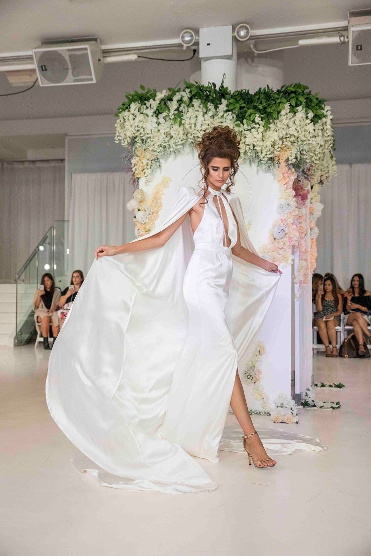 Linda Style 1508 with Cape – Luxury Bridal Gown by Julie Vino