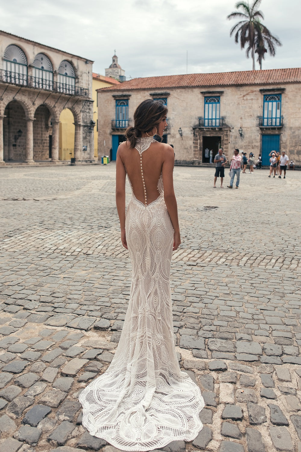 Hermosa Style #1512 – Luxury Bridal Gown by Julie Vino