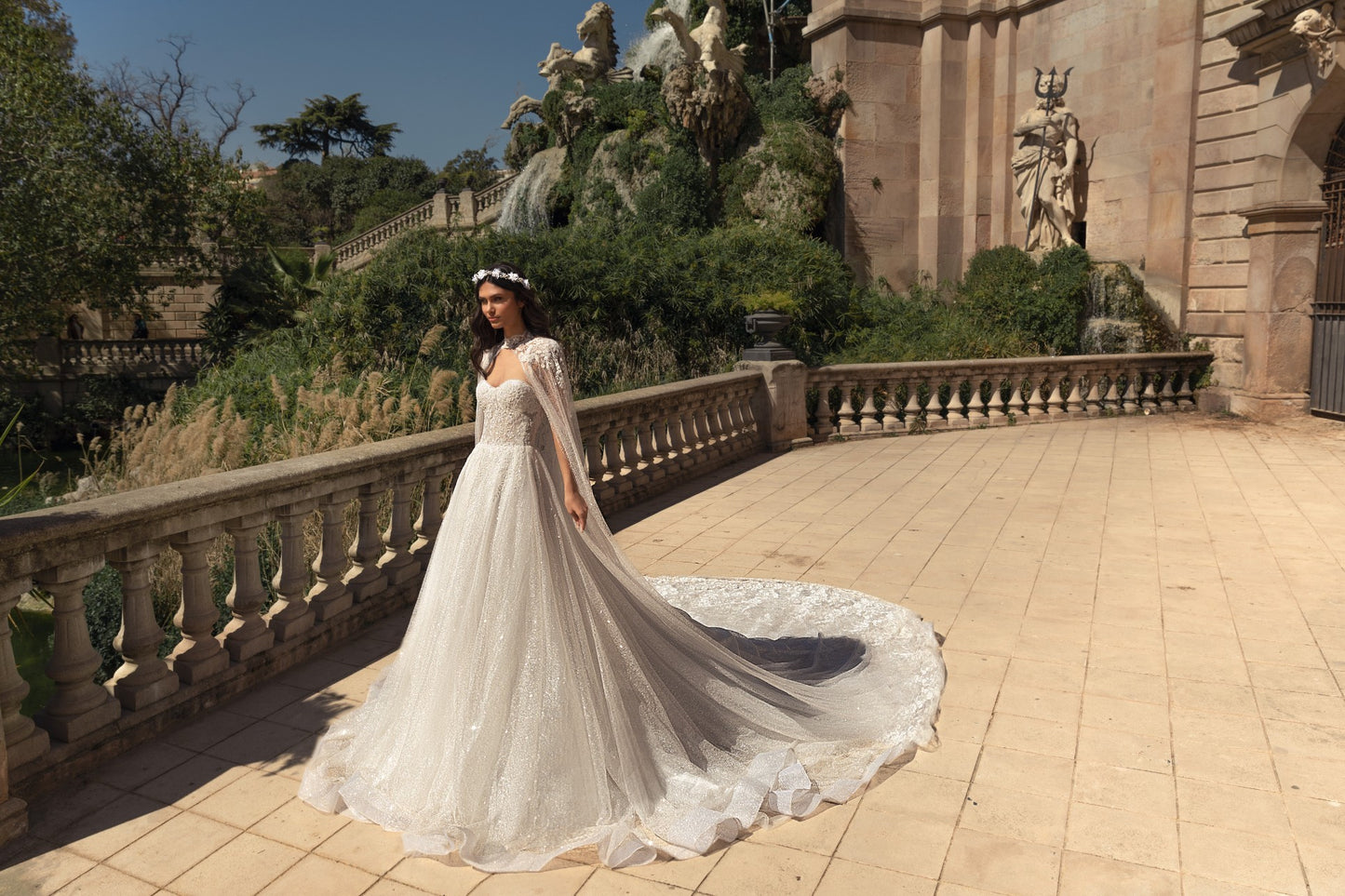 Elza Style 1802 – Luxury Bridal Gown by Julie Vino