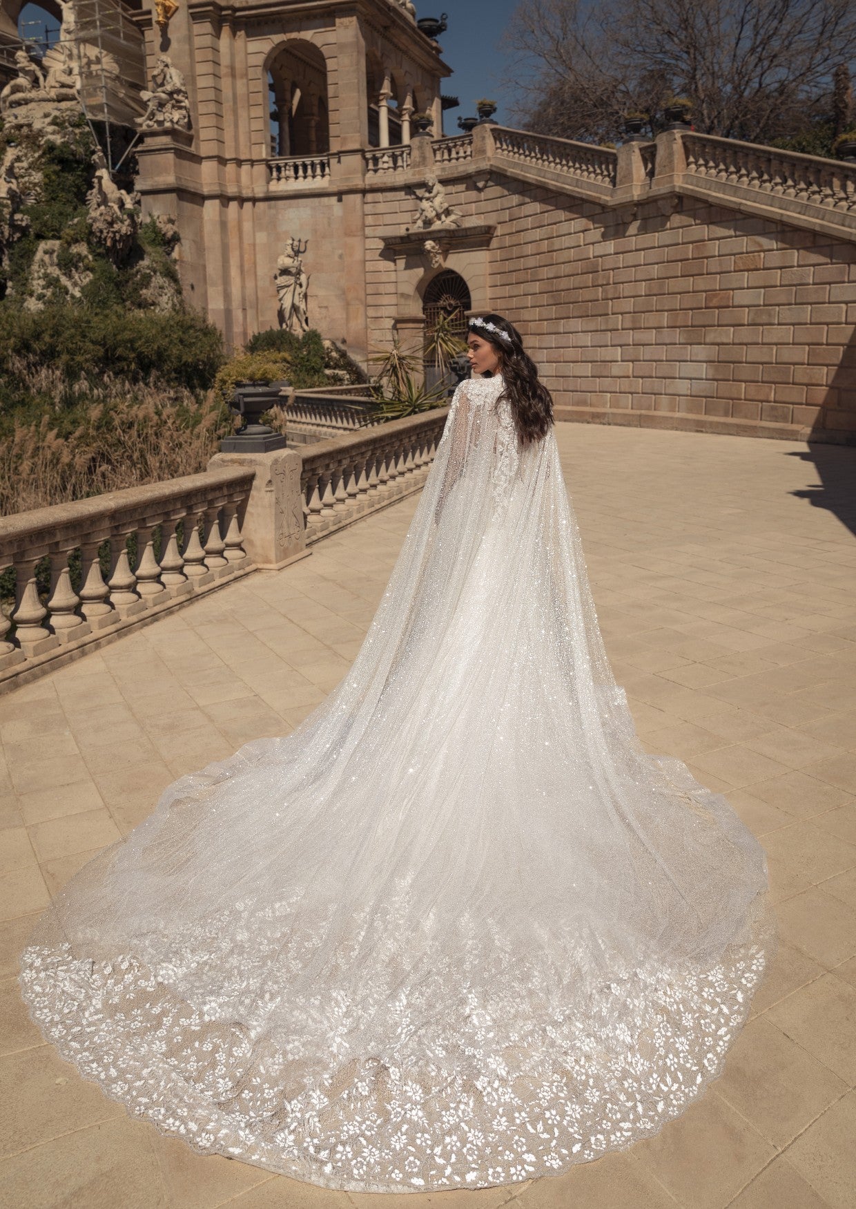 Elza Style 1802 – Luxury Bridal Gown by Julie Vino