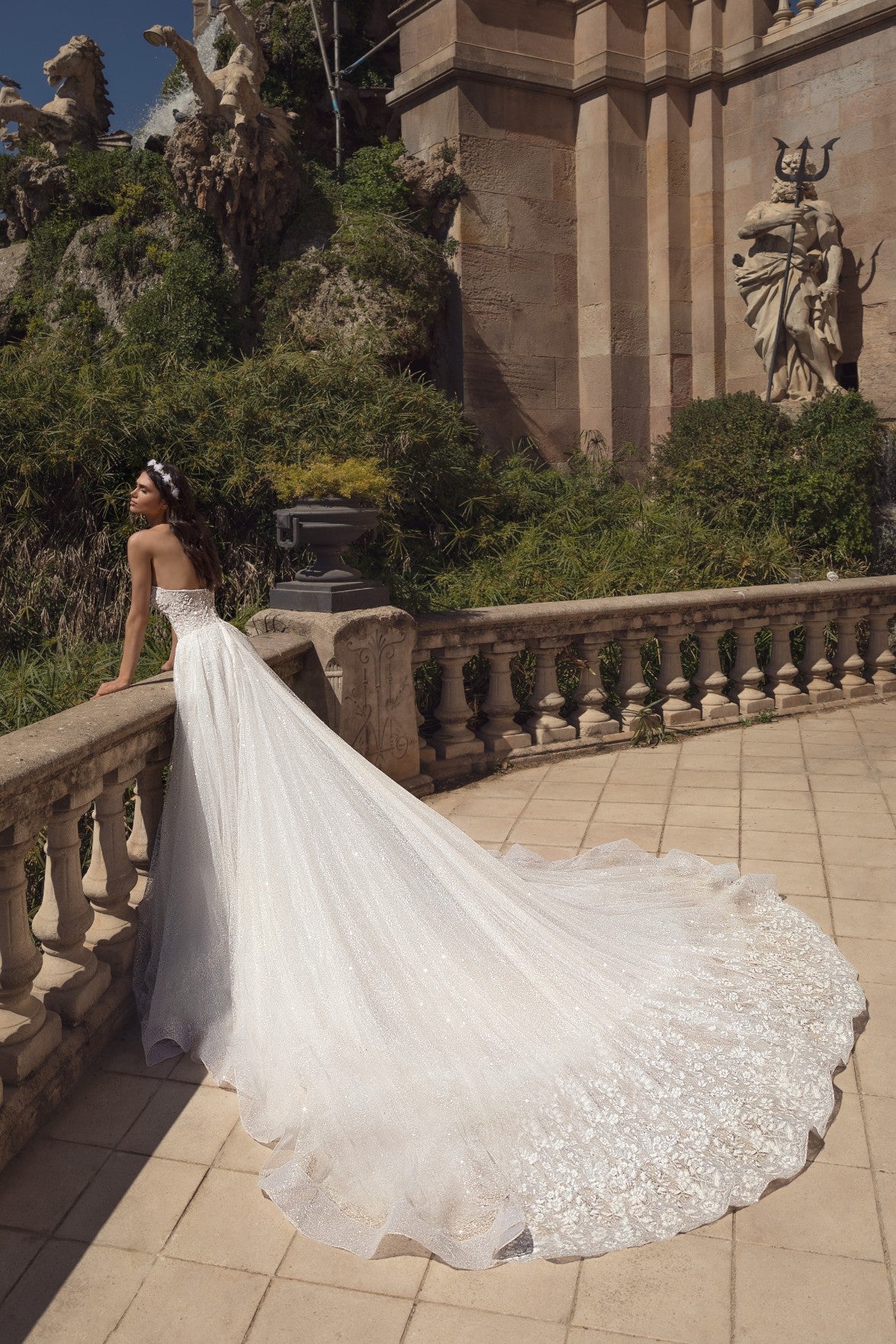 Elza Style 1802 – Luxury Bridal Gown by Julie Vino