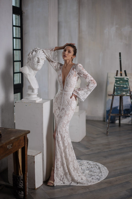 Becky Style 2255 – Luxury Bridal Gown by Julie Vino