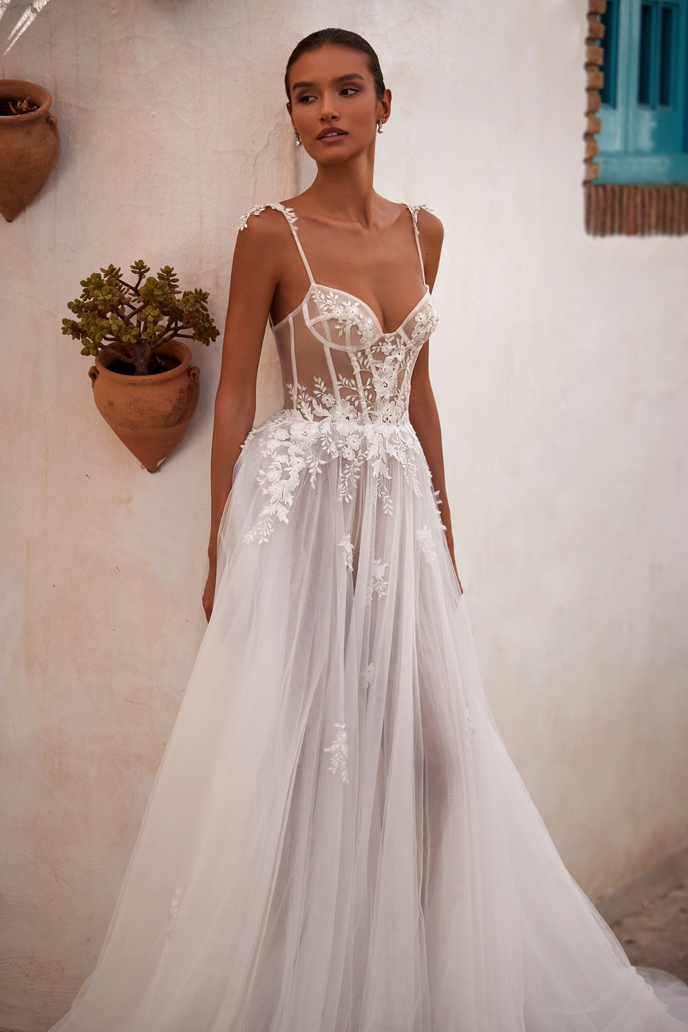 luxury bridal dresses Lin MB23-13 – Luxury Bridal Gown by Julie Vino
