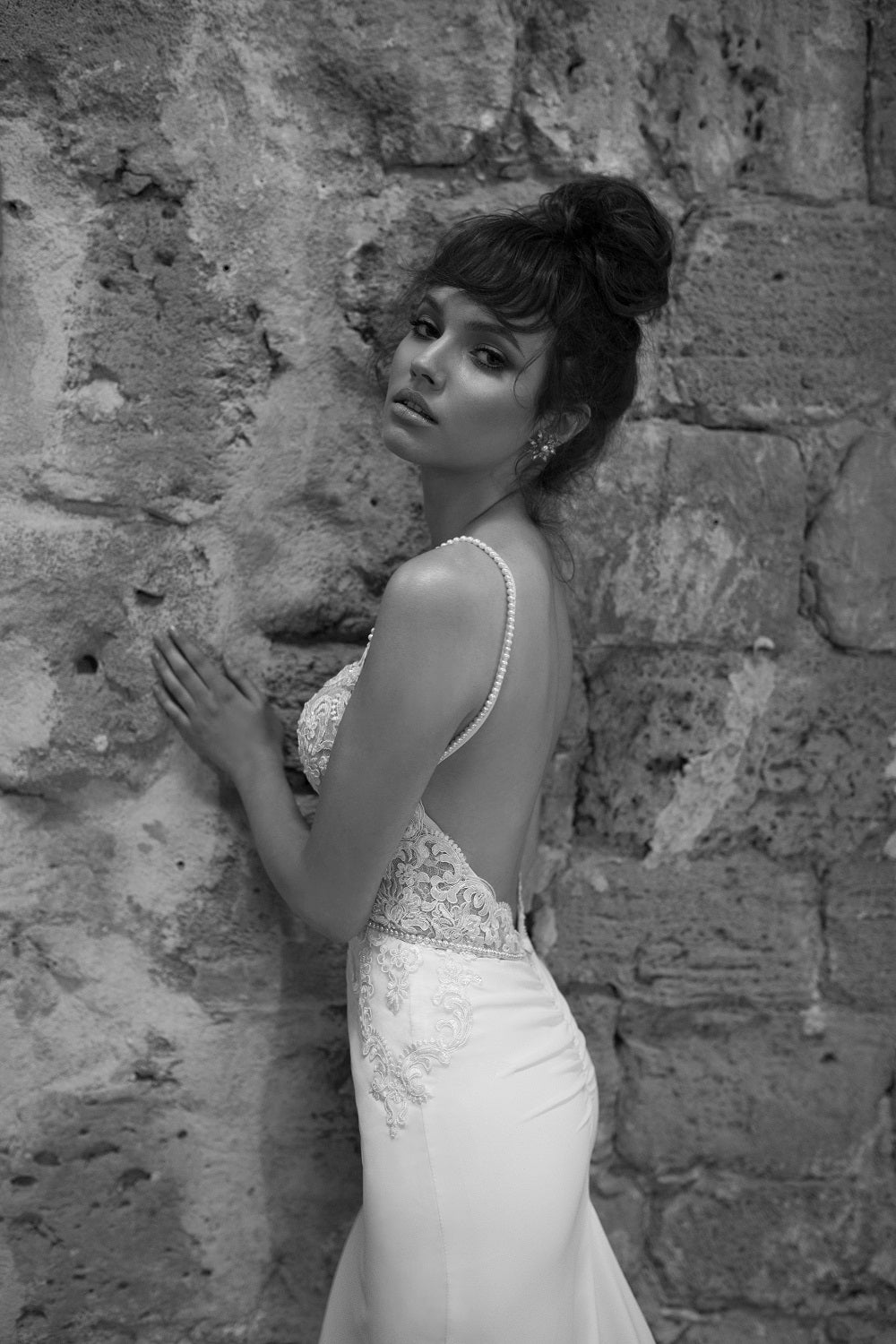 1259 Laura-Romazno  Pearl Collection
