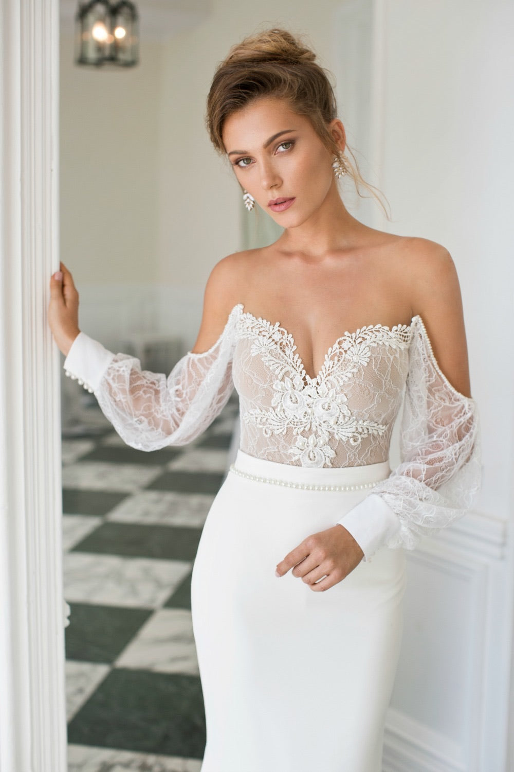 Julie Vino Emma 810